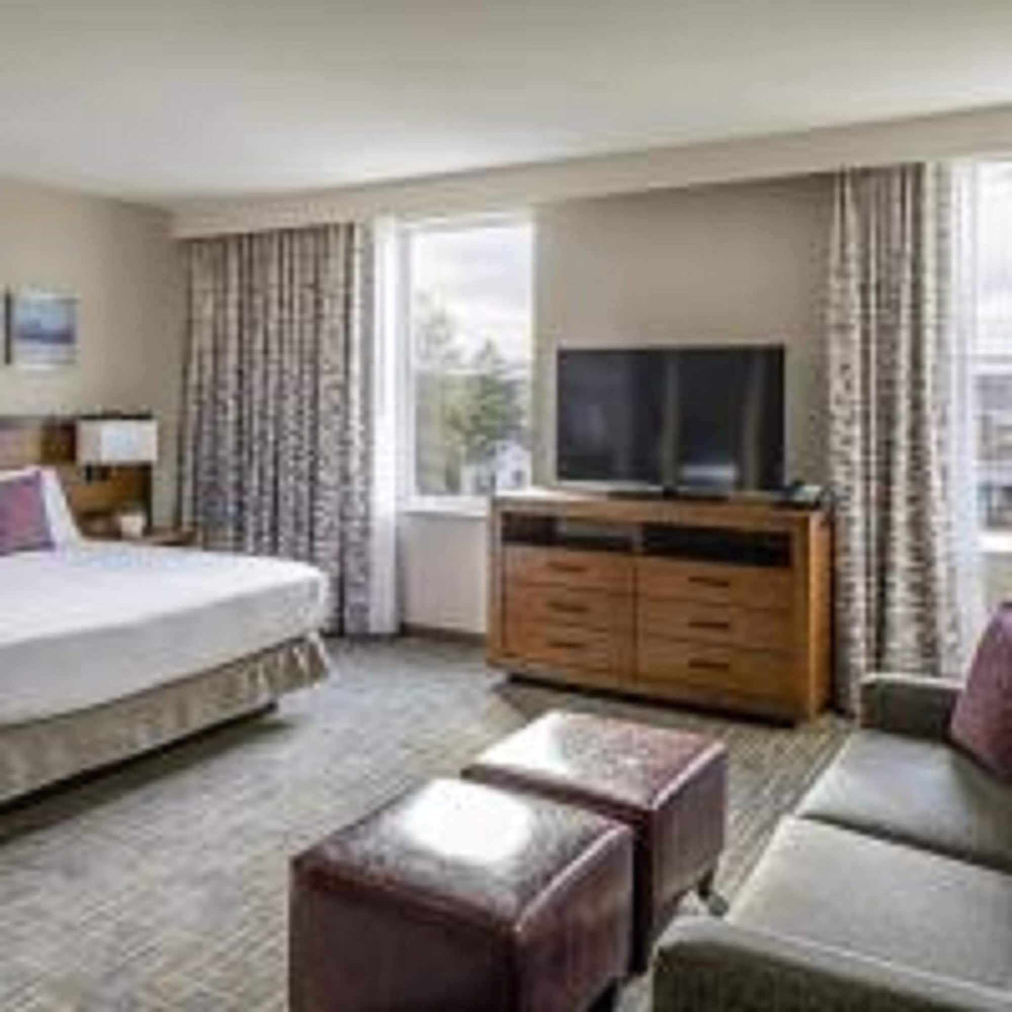 Hotel Madison & Shenandoah Conference Ctr. Harrisonburg Exterior photo