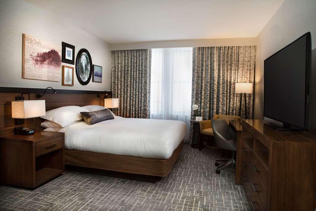 Hotel Madison & Shenandoah Conference Ctr. Harrisonburg Room photo